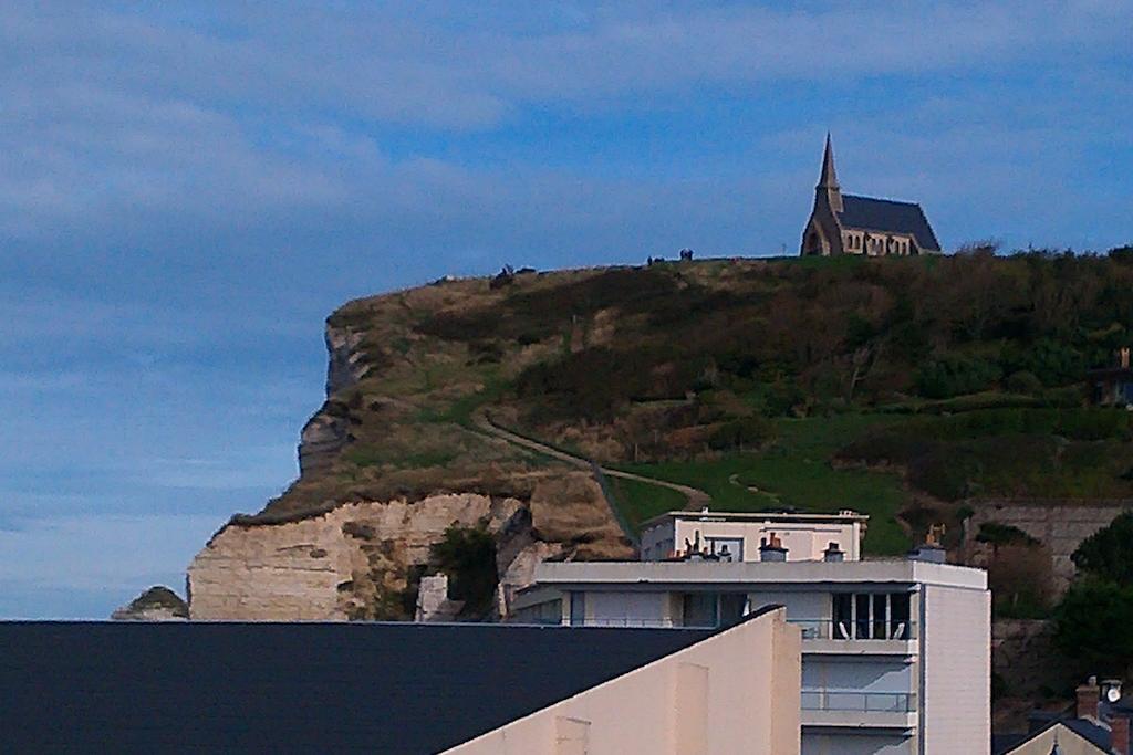 Les Galets Bleus Bed & Breakfast Etretat Phòng bức ảnh